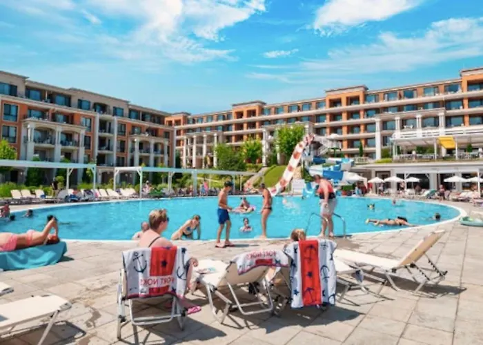 Premier On Seafront Апартамент *