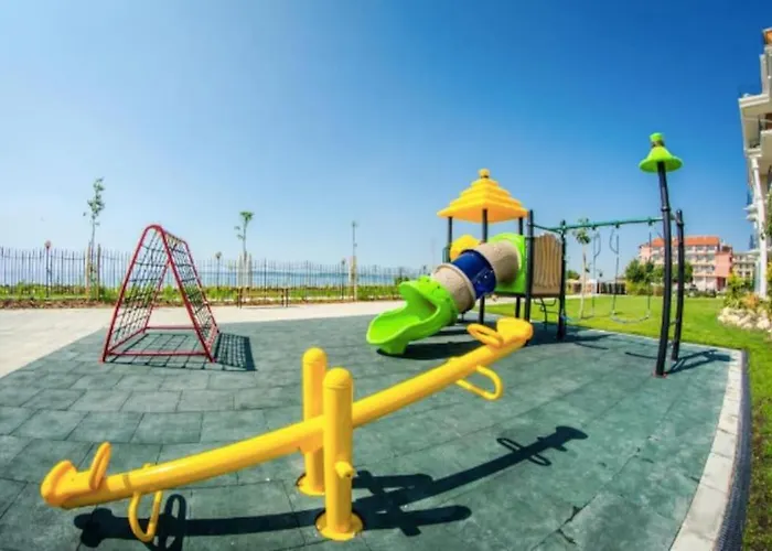 Апартамент Premier On Seafront