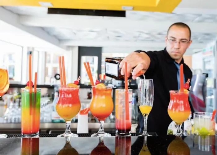 Апартамент Premier On Seafront