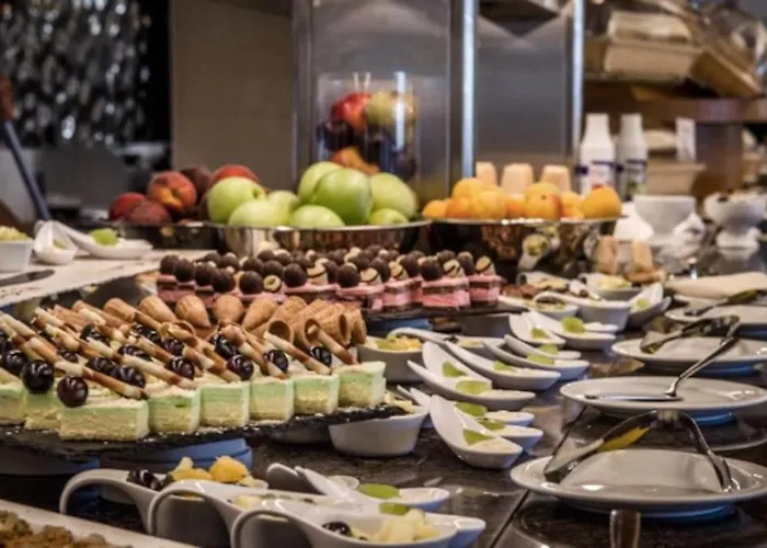 Premier On Seafront Апартамент *