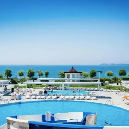 Premier On Seafront Daire Sveti Vlas