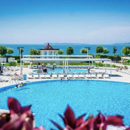 Daire Premier On Seafront Sveti Vlas