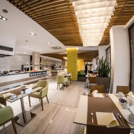 Premier On Seafront アパート スヴェティ・ヴラス