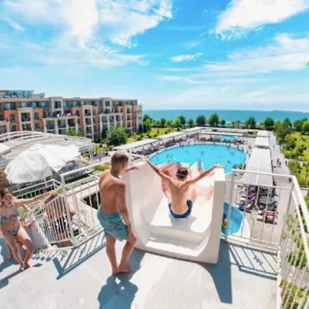 Premier On Seafront * スヴェティ・ヴラス