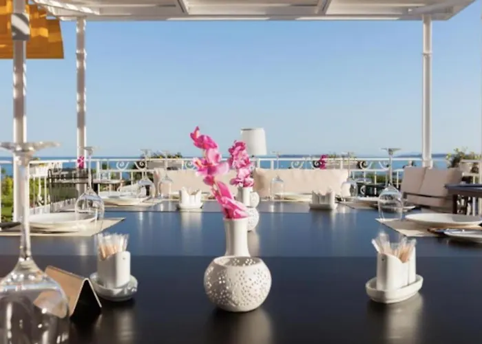 Premier On Seafront Apartament Sveti Vlas